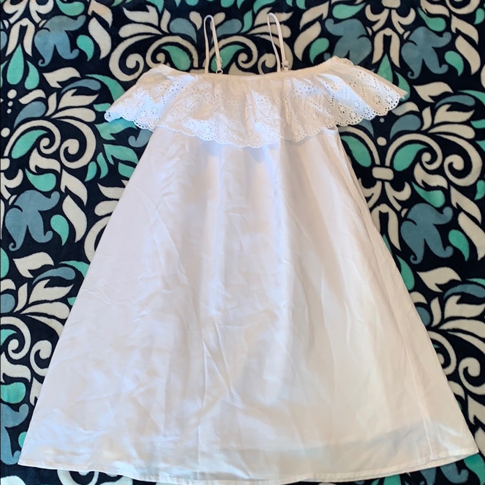 White dress🤍